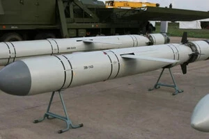 Повітряний простір Польщі могла порушити російська ракета Х-101
