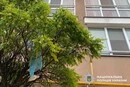 На Обухівщині підлітки скинули з вікна пакет із водою, який влучив у візок із немовлям
