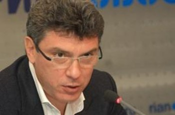 Борис Немцов: «Я бы хотел, чтобы товарищ Янукович одну мою фразу выучил: все диктаторы плохо кончают»