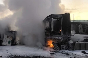 Наслідки російського удару по АЗС на Дніпропетровщині