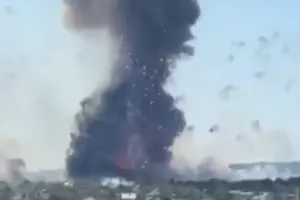 Унаслідок детонації пошкоджена низка житлових будинків, комунальних будівель