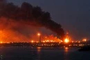 В Саратові палає нафтопереробний завод після нічної атаки дронів