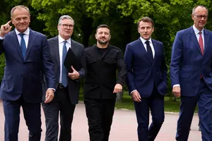 Президент України Володимир Зеленський з лідерами держав-членами «коаліції охочих»