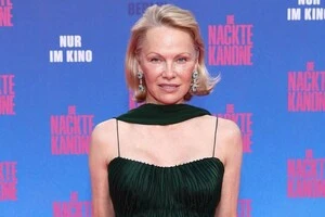 Памела Андерсон зізналася, на чому заощаджує найбільше