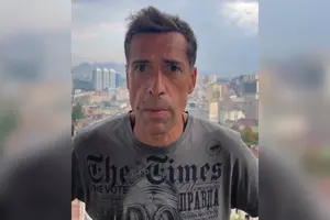 Максим Покровський зняв відео на тлі Києва