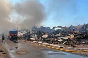 Разом із комплексом втрачено значну частину товарних запасів, обладнання та логістичну інфраструктуру