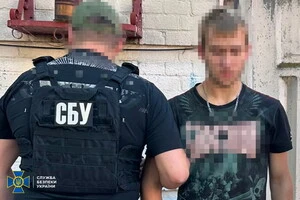 Затримання підозрюваного у коригуванні масованих ракетно-дронових ударів РФ по Києву