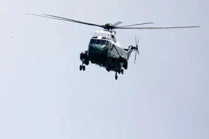 Вертоліт Marine One на борту якого перебував президент Трамп, прямував до Об'єднаної бази Ендрюс