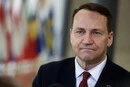 Ракети РФ варто збивати над Україною, а не чекати їх біля Польщі – Сікорський