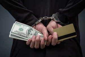 Скандальний ексчиновник МЗС вийшов на волю за 10 мільйонів гривень
