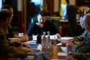 Зеленський обговорив з військовим командуванням кадрові пропозиції