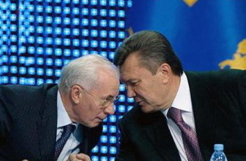 Азаров сделал свое дело. Но уйти не может