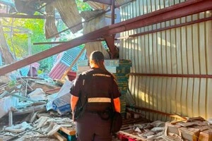 На місцях влучань працюють слідчо-оперативні групи, вибухотехніки, рятувальники та інші профільні служби