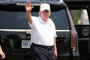 Під час гри Трампа в Бедмінстері поруч помітили американський комплекс Avenger