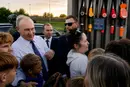 Путін зустрівся із росіянами біля заправки без бензину