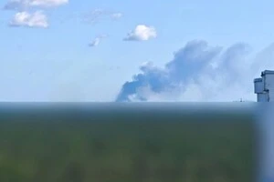 Стовп диму на місці пожежі у Броварському районі