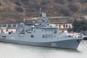 Одразу чотири кораблі Росії потрапили під удар у Новоросійську