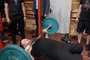 Зеленський підняв штангу та постріляв із лука на змаганнях ветеранів (відео)