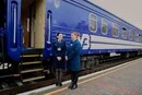 «Укрзалізниця» підвищила зарплати працівникам: кого торкнулися зміни  