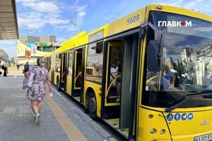 Автобусні парки столиці шукають водіїв категорій «D» та «DE» для роботи на міських маршрутах