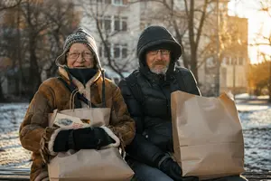 Соціальні працівники щодня видаватимуть безхатченкам гарячі обіди на столичних вокзалах