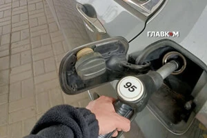 Ціни на пальне 15 серпня 2026: скільки коштують бензин, дизель та газ на АЗС