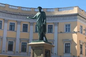 Дюк «повернувся» на Приморський бульвар