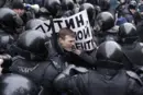 Росіяни не готові протестувати проти війни навіть через кризу – The Atlantic