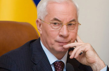 Годовщина «малых дел»: две стороны медали достижений Кабмина Азарова