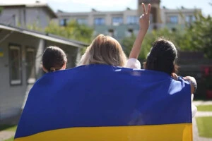 Кожен з евакуйованих пройшов через постійний тиск, погрози та страх
