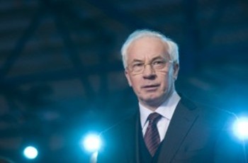 Азаров перешел на новый уровень