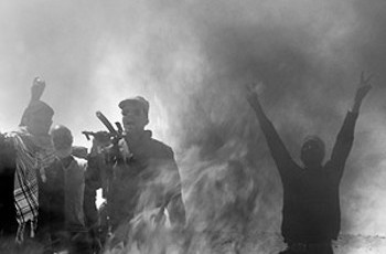 Каддафи занял оборону