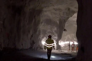 Будівництво підземних сховищ ведеться у гірському масиві Брюніг