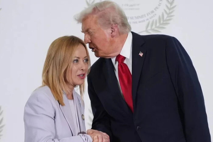 «Усе склалося інакше». Мелоні розповіла про напружені стосунки з Трампом