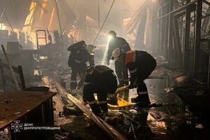 Зеленський повідомив про 16 загиблих унаслідок удару по ТЦ у Кривому Розі