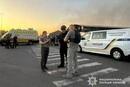 Патрульні показали перші хвилини після удару по ТЦ у Кривому Розі (відео)