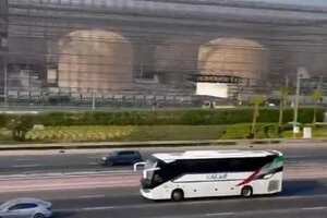 ОАЕ накрили паливні резервуари в Абу-Дабі масивними металевими конструкціями для захисту від дронів