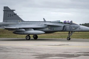 Шведський багатоцільовий винищувач JAS 39 Gripen