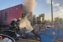 На Одеській трасі біля Гребінок загорілася вантажівка «Нової пошти» (відео)