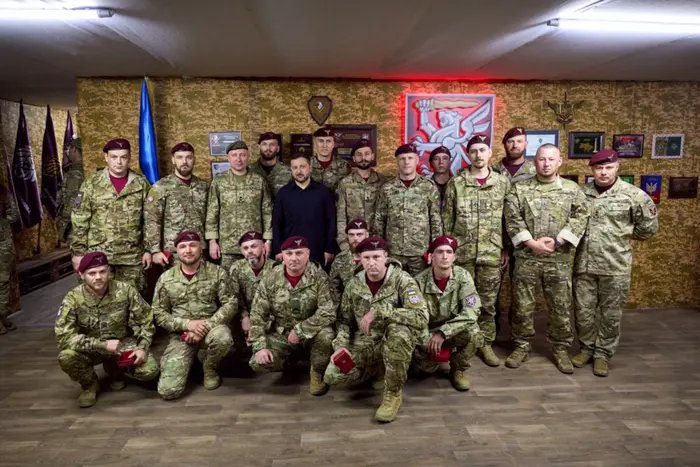 Зеленський разом із Драпатим прибув на фронт, де ЗСУ проводять наступальну операцію