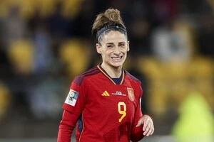 Естер Гонсалес вирішила не дратувати нового працедавця