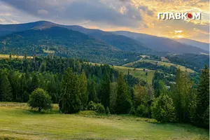 На більшій частині України, крім північних областей, очікуються короткочасні дощі та грози