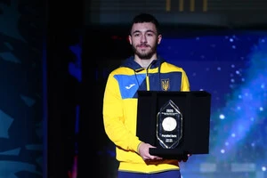 Назар Чепурний завоював золоту медаль чемпіонату Європи зі спортивної гімнастики