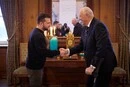Зустрічав біженців і приймав Зеленського: як покійний король Норвегії підтримував Україну