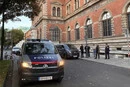 Грабіжники на очах у відвідувачів винесли з музею кольє з 673 діамантами