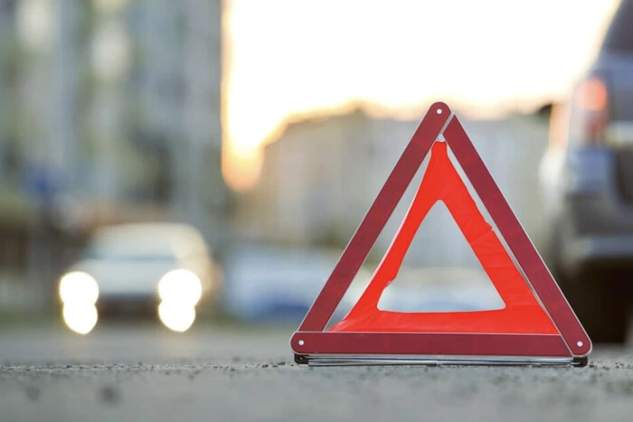 На Львівщині поліцейський на BMW на смерть збив велосипедиста