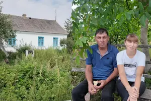 Господарі хати в селі на Хмельниччині показали, як вона виглядає до ремонту