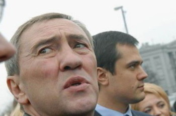 Черновецкому вспомнят ДТП 2003 года