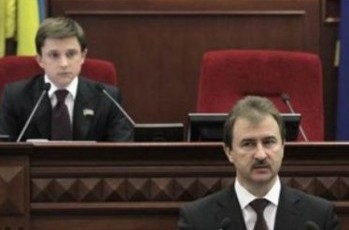 Попов закрыл глаза на дерибан земли