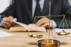 Більшість українських нотаріусів працюють у приватній практиці